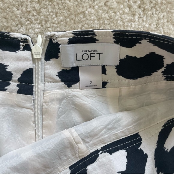 LOFT leopard pencil skirt - Picture 4 of 5
